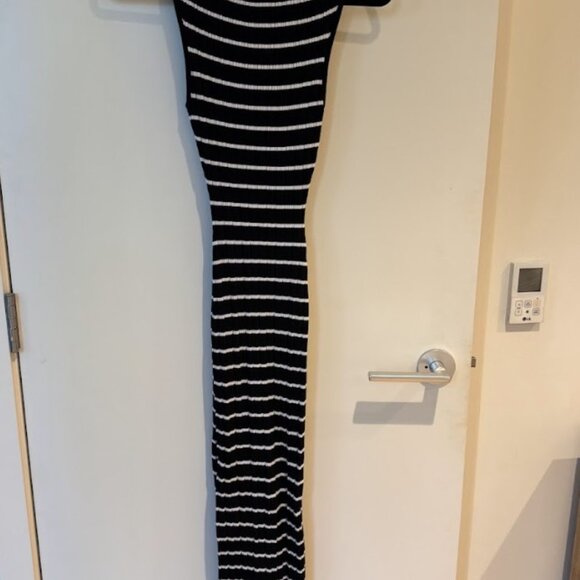 MESHKI SEEMA SLEEVELESS KNIT MAXI DRESS - Picture 5 of 5